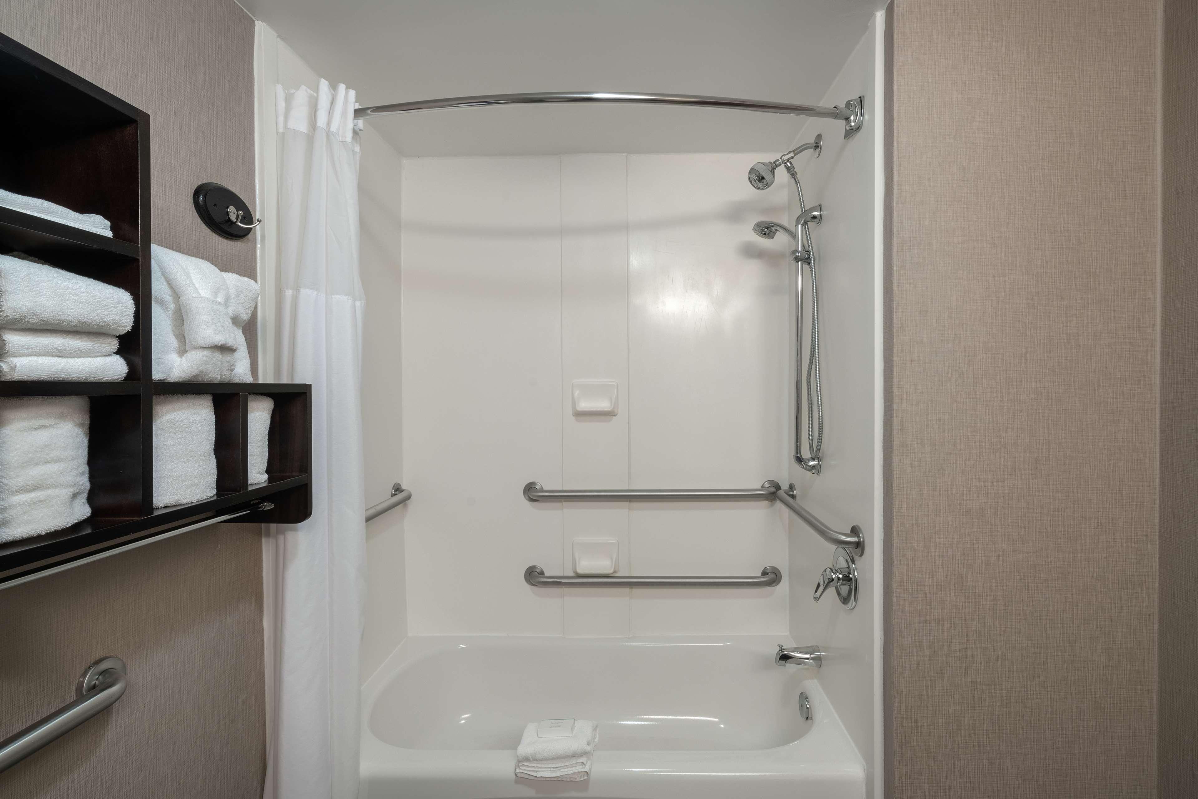 Hampton Inn Dublin Newbern Екстер'єр фото